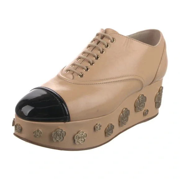 Rare Chanel Cc logo interlocking wedge sneakers - Picture 2 of 5